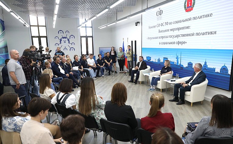 В Волгоградской области состоялись мероприятия пилотного проекта Комитета Совета Федерации по социальной политике «Социальный маршрут. Мобильный сенатор»