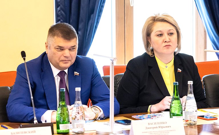 В Санкт-Петербургском Горном университете состоялось выездное заседание Комитета Совета Федерации по науке, образованию и культуре