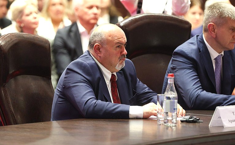 Председатель Совета Федерации Валентина Матвиенко приняла участие в пленарном заседании Десятого Российско-Армянского межрегионального форума в Ереване
