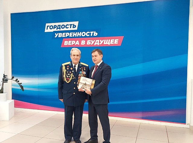 Владимир Нетёсов провел прием граждан по личным вопросам в Воронеже