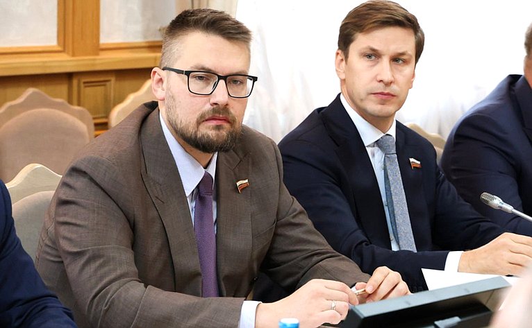 Руслан Смашнев (фото: Пресс-служба Совета Республики Национального собрания Беларуси)