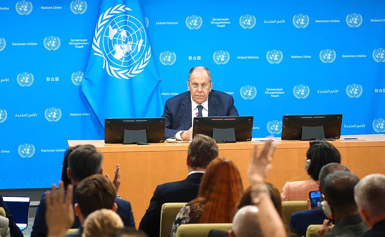 Министр иностранных дел РФ Сергей Лавров