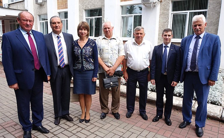 Алексей Александров встретился с руководителями муниципальных администраций в Сухиничах