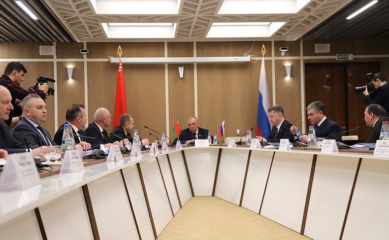 Сергей Митин провел заседание комиссии по экономической политике Парламентского Собрания Союза Беларуси и России