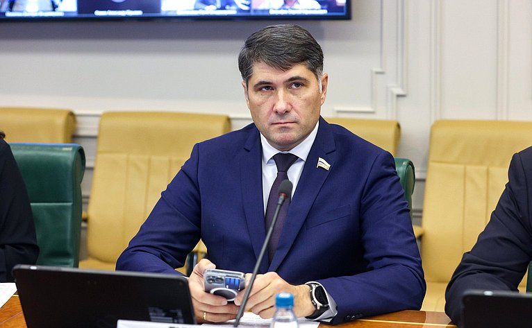 Владимир Пушкарев