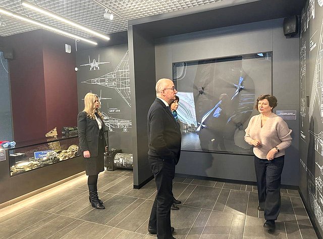 Олег Цепкин в ходе работы в регионе посетил Музей специальной военной операции в Челябинске