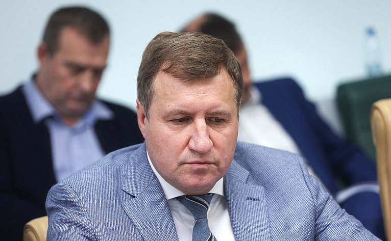 Совещание Комитета СФ по федеративному устройству, региональной политике, МСУ и делам Севера «Совершенствование системы саморегулирования в строительной отрасли»