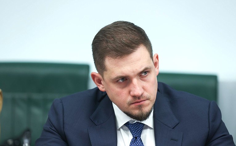Круглый стол на тему «Инструменты развития производства малотоннажной химии в условиях санкционного давления»