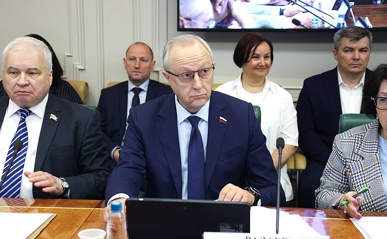 Валерий Радаев