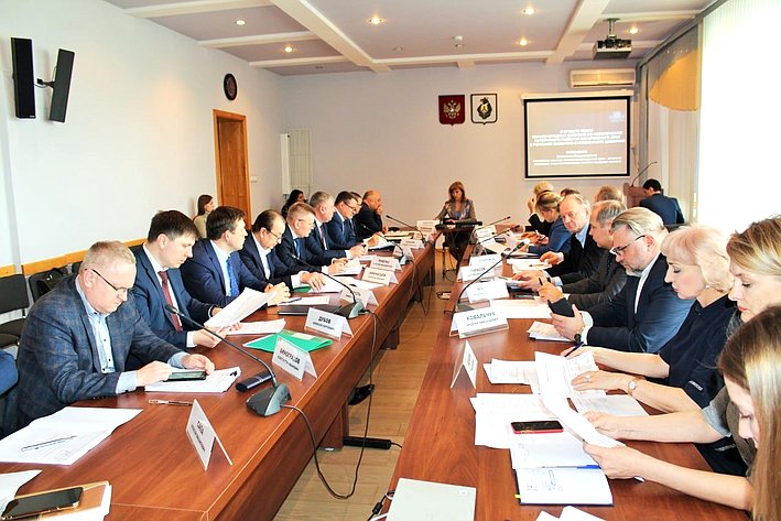 Андрей Базилевский принял участие в совещании по разработке регионального плана первоочередных действий в условиях внешнего санкционного давления
