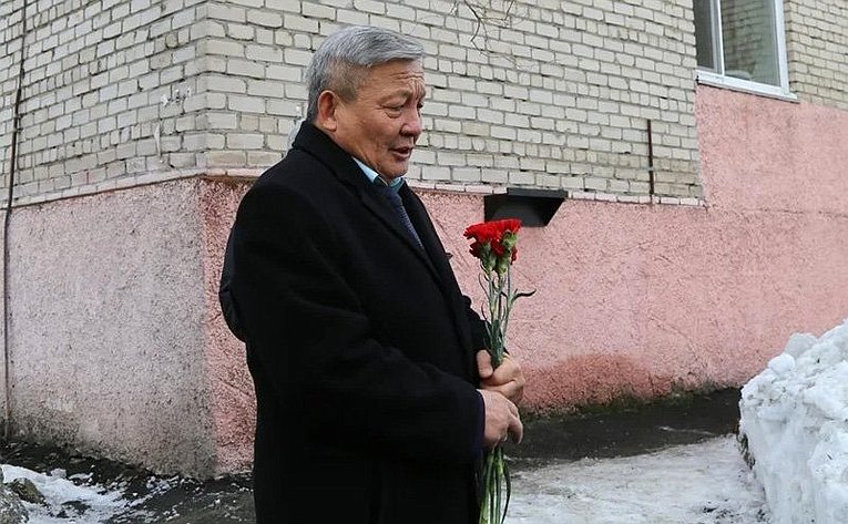 Церемония открытия мемориальной доски, посвященной памяти Даниила Ивановича Табаева