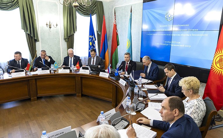 Участие сенаторов Российской Федерации в заседании Постоянной комиссии ПА ОДКБ по вопросам обороны и безопасности