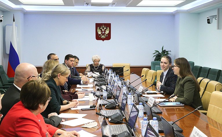 Заседание Комитета СФ по социальной политике