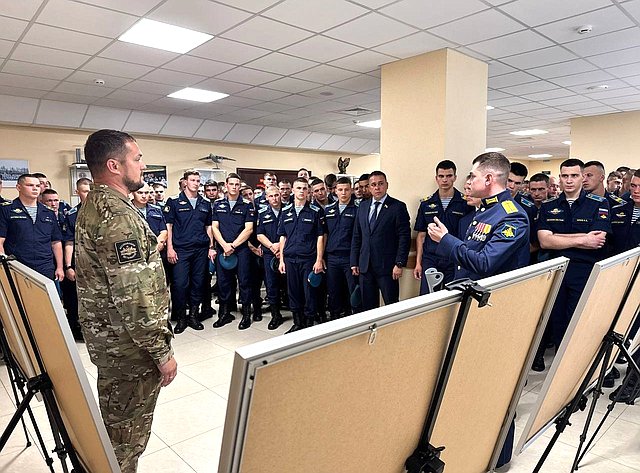 В Рязанском воздушно-десантном училище состоялось открытие фотовыставки «Герои Гостомеля»