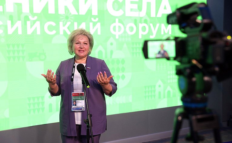 Елена Писарева