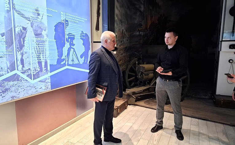 Сергей Мартынов посетил музейно-патриотический центр «Герои Отечества» в Республике Марий Эл