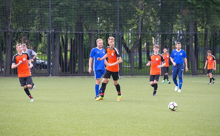 Товарищеский матч команды Совета Федерации с юношеской командой красноярского футбольного клуба «Тотем»