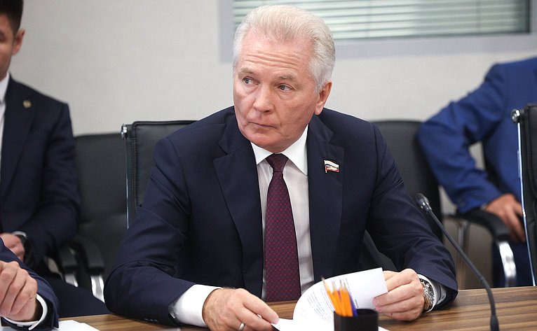 Валерий Пономарев