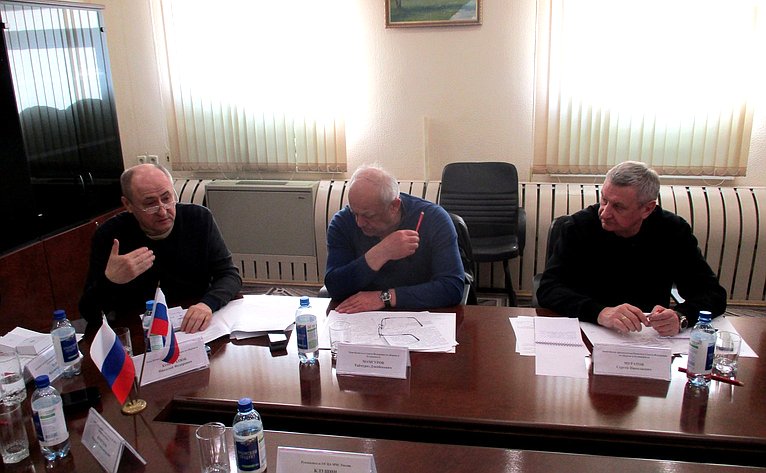 Выездное заседание рабочей группы Комитета СФ по обороне и безопасности с участием представителей главного управления по чрезвычайным ситуациям Запорожской области