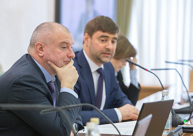 А. Клишас Заседание Комитета СФ по конституционному законодательству и государственному строительству