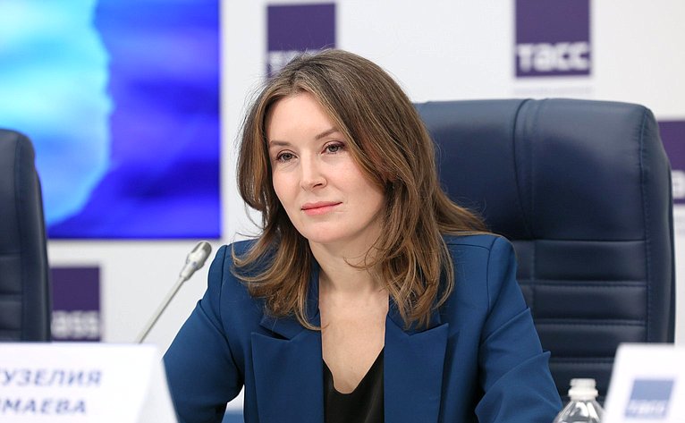 Пресс-конференция, посвященная премии «Талантливая женщина в современной индустрии»