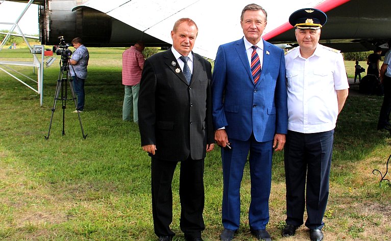Сергей Рябухин принял участие в праздничных мероприятиях посвященных Дню воздушного флота России