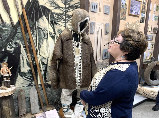 Людмила Талабаева в рамках работы в регионе посетила Охотский краеведческий музея им. Морокова