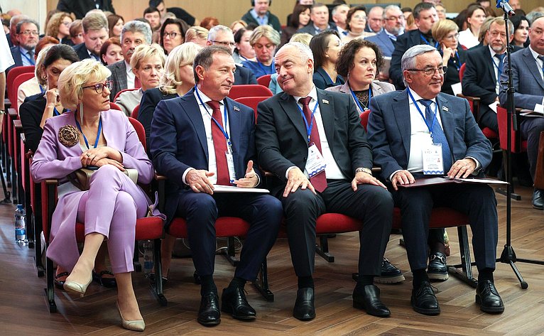 X Парламентский форум «Историко-культурное наследие России». Секция 1 «Сохранение и актуализация культурного наследия: законодательное регулирование и новые подходы»