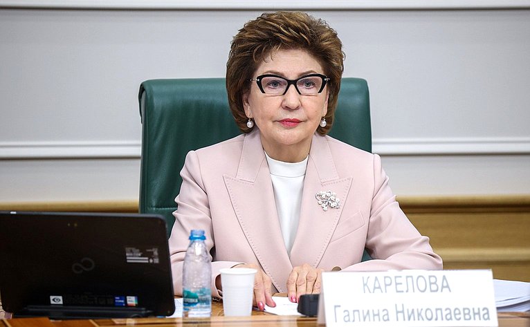 Галина Карелова