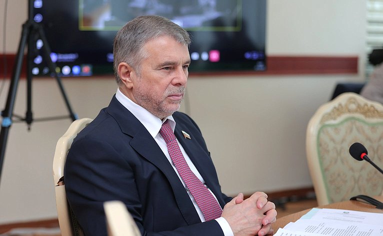 Белан Хамчиев(автор: Пресс-служба Министерства экономики и территориального развития Республики Дагестан)