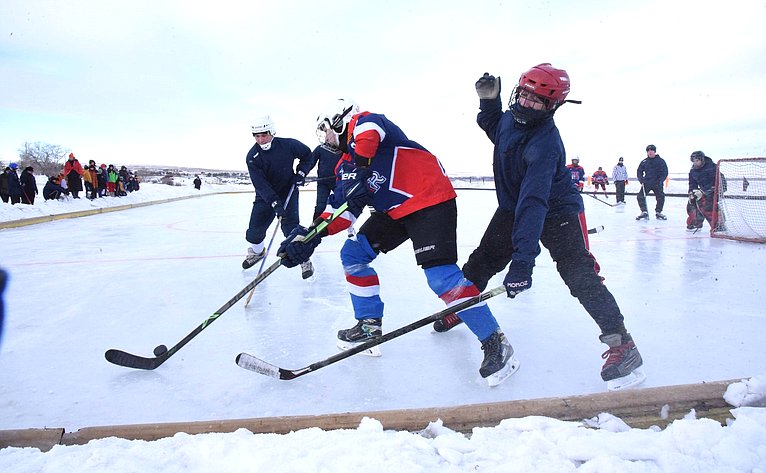 Открытие хоккейного турнира на территории курорта «Озеро Шира»