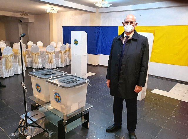 Делегация Совета Федерации приняла участие в наблюдении за вторым туром выборов Президента Республики Молдова