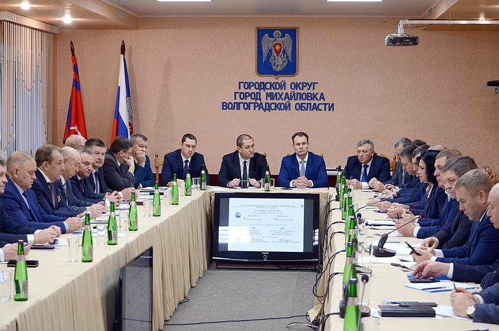 Николай Семисотов принял участие в расширенном совещании, которое состоялось в администрации городского округа города Михайловка Волгоградской области