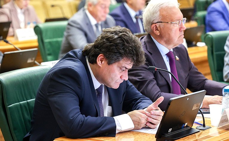 Расширенное заседание Комитета СФ по федеративному устройству, региональной политике, местному самоуправлению и делам Севера (в рамках Дней Чукотского автономного округа в Совете Федерации)