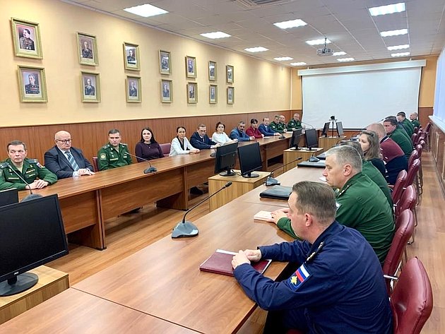 Сергей Березкин поздравил с 70-летним юбилеем Ярославское высшее военное училище противовоздушной обороны