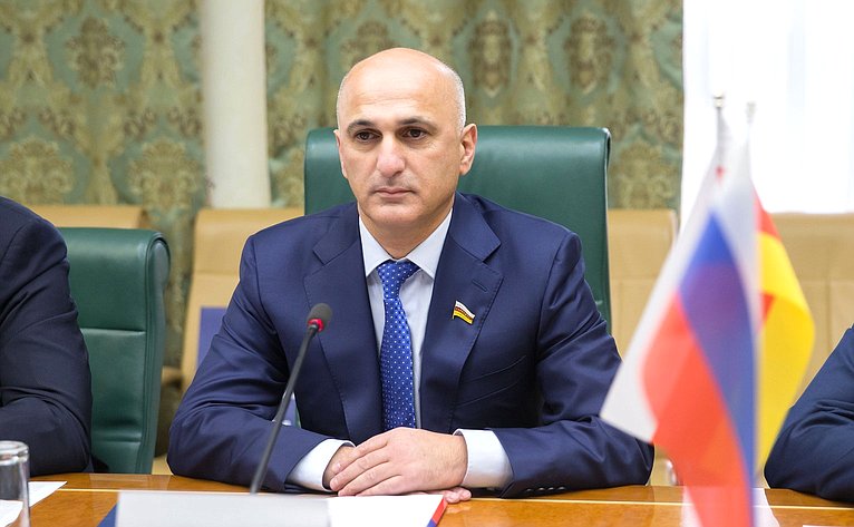 Сергей Цеков принял участие в заседании Комиссии по сотрудничеству СФ и Парламента Республики Южная Осетия