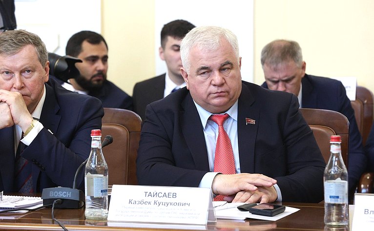 Делегация Совета Федерации приняла участие в работе Межпарламентской комиссии по сотрудничеству Федерального Собрания РФ и Национального Собрания Республики Армения