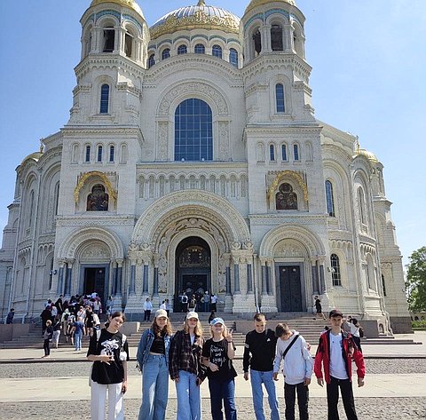Дети участников СВО из Марий Эл познакомились с достопримечательностями Санкт-Петербурга