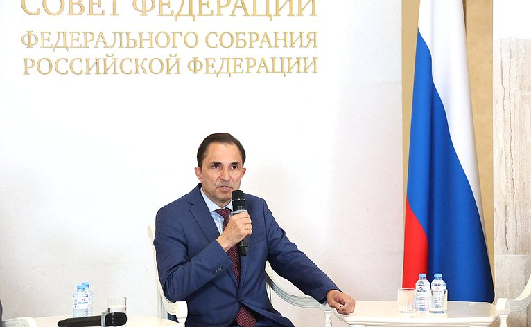 Андрей Хапочкин