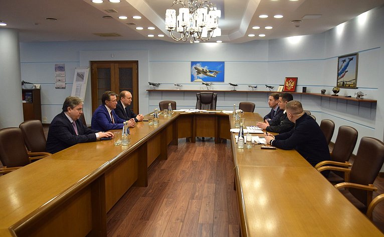 Сергей Рябухин в ходе рабочей поездки в регион посетил филиал ПАО «Ил»- Авиастар в Ульяновске