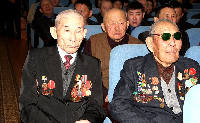 Баир Жамсуев принял участие в мероприятиях, посвященных 100-летию со дня рождения Героя Социалистического Труда Бальжинимы Мажиева