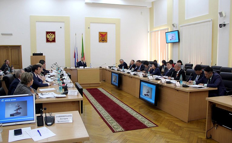 Баир Жамсуев принял участие в заседании организационного комитета по подготовке и проведению фестиваля