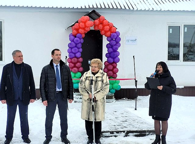 Оксана Хлякина в ходе рабочей поездки в регион посетила поселок Плавица Добринского района