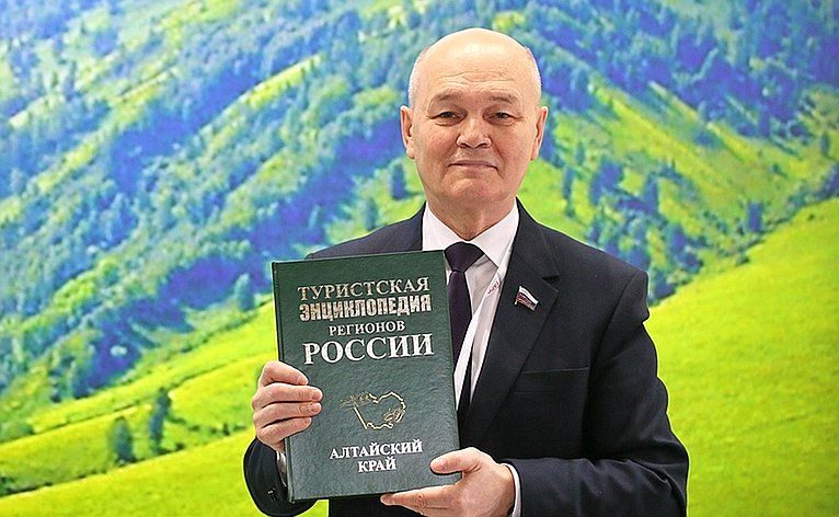 Михаил Щетинин