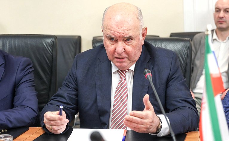 Григорий Карасин