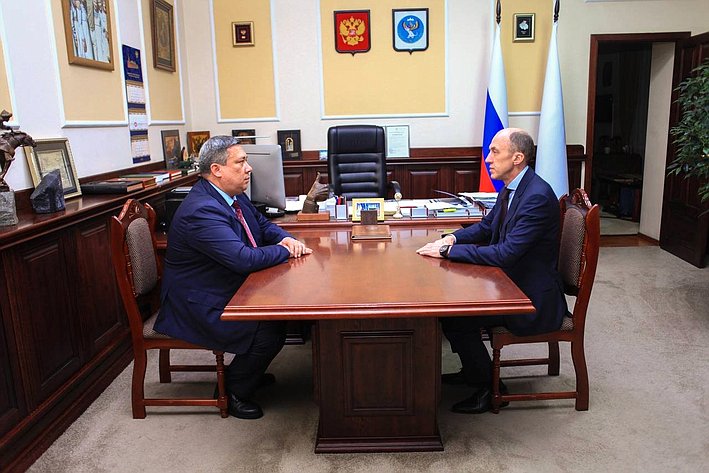 Владимир Полетаев в ходе региональной недели провел встречу с главой Республики Алтай Олегом Хорохординым