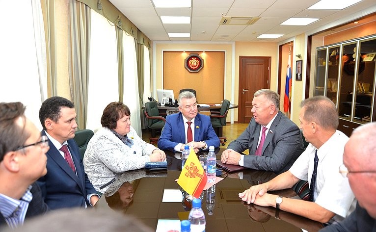 В. Николаев встретился с руководством Государственного Совета Чувашской Республики