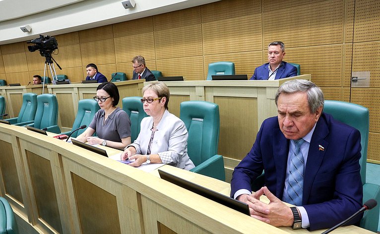 Пленарное заседание Второго Форума тружеников села