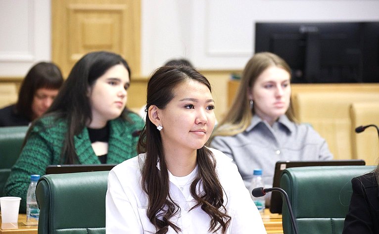 Наталья Никонорова провела встречу с иностранными студентами, проходящими обучение в Российской академии народного хозяйства и государственной службы при Президенте Российской Федерации