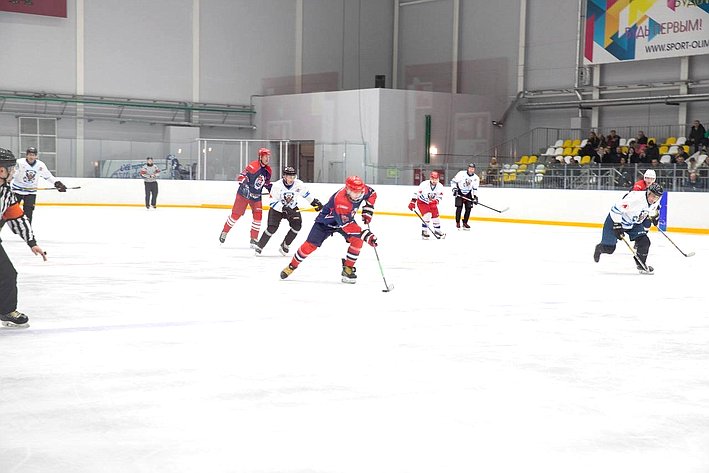 Андрей Хапочкин сыграл за сборную Ассоциации любительского хоккея России